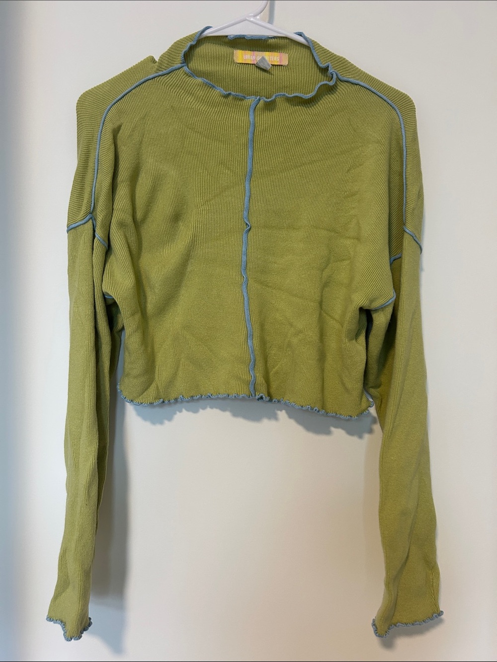 Cropped Olive Green Long Sleeve Top with Contrast Stitching